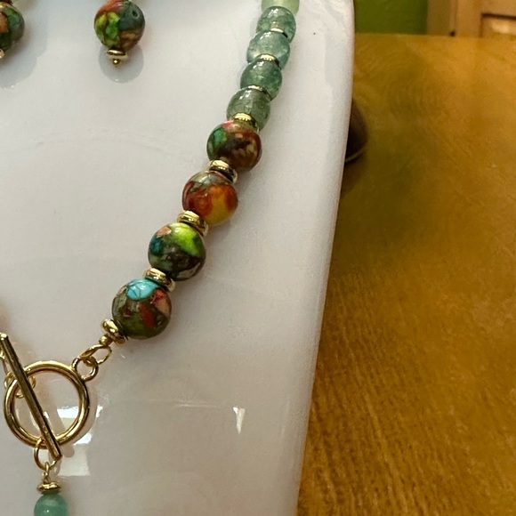 17” necklace with matching earrings - Picture 5 of 5